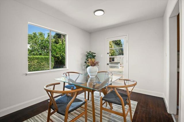 543 Crawford Drive, Sunnyvale CA: https://media.crmls.org/mediaz/9f63faad-66cf-433d-8829-6af49dcd78f4.jpg