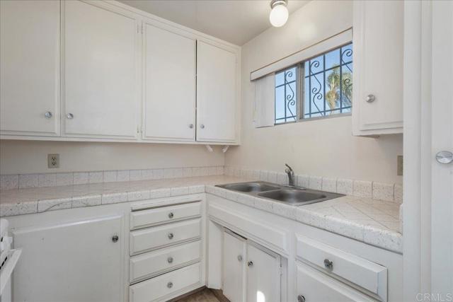 Detail Gallery Image 25 of 31 For 4354 Utah St, San Diego,  CA 92104 - – Beds | – Baths