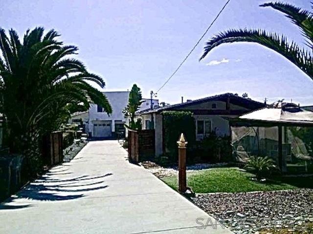 829 11th St, Imperial Beach CA: https://media.crmls.org/mediaz/9f669b37-091f-4f5d-a642-7985975ed62b.jpg