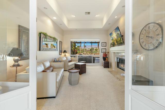 78770 Sunrise Mountain View, Palm Desert CA: https://media.crmls.org/mediaz/9f66a0a5-7d7b-438b-80ae-0114b8fcb4d7.jpg