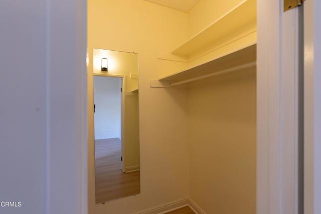 Detail Gallery Image 10 of 16 For 234 N Kenwood St #202,  Glendale,  CA 91206 - 2 Beds | 2 Baths