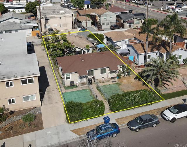 210 212 Del Mar Ave, Chula Vista CA: https://media.crmls.org/mediaz/9f687906-542a-4efb-9032-6d0925f5c2ee.jpg