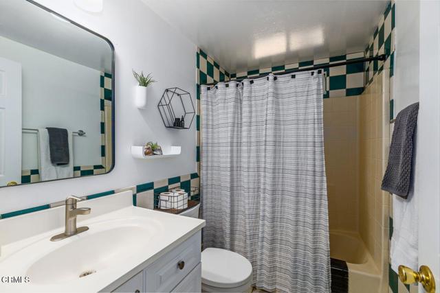 Detail Gallery Image 17 of 44 For 4488 Foothill Rd, Carpinteria,  CA 93013 - 4 Beds | 3 Baths