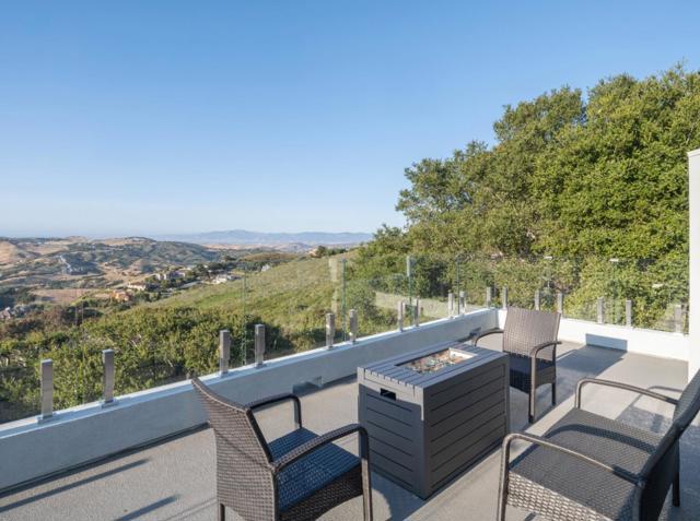 25681 Whip Road, Monterey CA: https://media.crmls.org/mediaz/9f6ba775-0f7f-4cc7-9c5c-b0d1096800dc.jpg