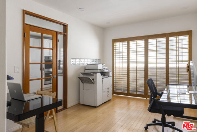 10630 Moorpark Street, North Hollywood CA: https://media.crmls.org/mediaz/9f6bf5b1-947f-4d2b-bc57-376a10ce36a6.jpg