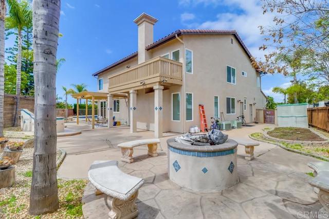 898 Padera Ct, Chula Vista CA: https://media.crmls.org/mediaz/9f6c4e95-0598-457c-b99d-727d34e63f4a.jpg
