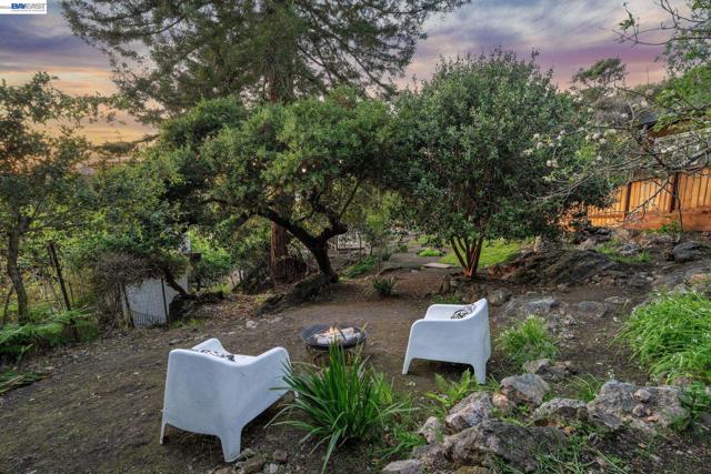 Image 8 of 60 For 491 Vincente Avenue