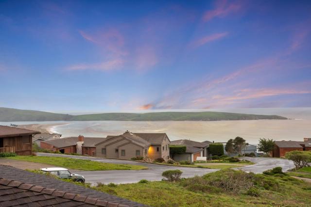 10 Maui Lane, Dillon Beach CA: https://media.crmls.org/mediaz/9f6ef19c-05c5-46d8-8134-9470d791c344.jpg