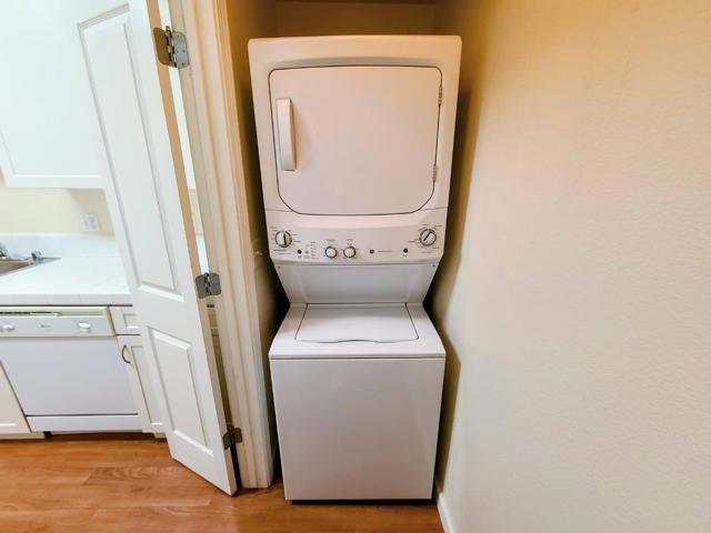 1982 W Bayshore Road, East Palo Alto CA: https://media.crmls.org/mediaz/9f6f2225-e01e-4993-bad2-a24f6c63b2d9.jpg