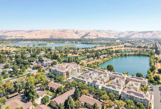 37478 Parish Circle, Fremont CA: https://media.crmls.org/mediaz/9f6fee5a-7d93-46a4-8f29-0a67bbc84d78.jpg