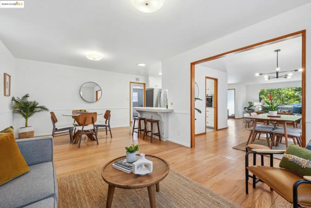827 Norvell St, El Cerrito CA: https://media.crmls.org/mediaz/9f702fce-9924-4771-832a-03f18fda5b0b.jpg