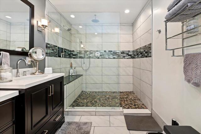 Image 41 of 72 For 73191 Shadow Mountain Drive