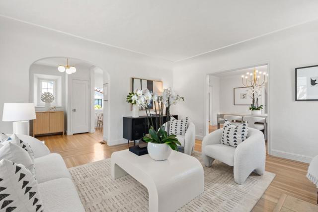 519 Francisco Drive, Burlingame CA: https://media.crmls.org/mediaz/9f72b2a1-b918-40b6-bfe5-9380d5e7aa7d.jpg