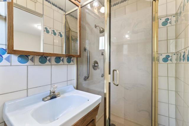 1128 Verona Ave, Livermore CA: https://media.crmls.org/mediaz/9f72ba99-7ed6-4782-9b90-e7a21249c27a.jpg