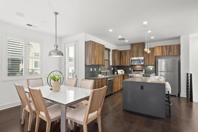 7853 Inception Way, San Diego CA: https://media.crmls.org/mediaz/9f72ec3b-55a1-44b6-a1fc-bc5841f33239.jpg