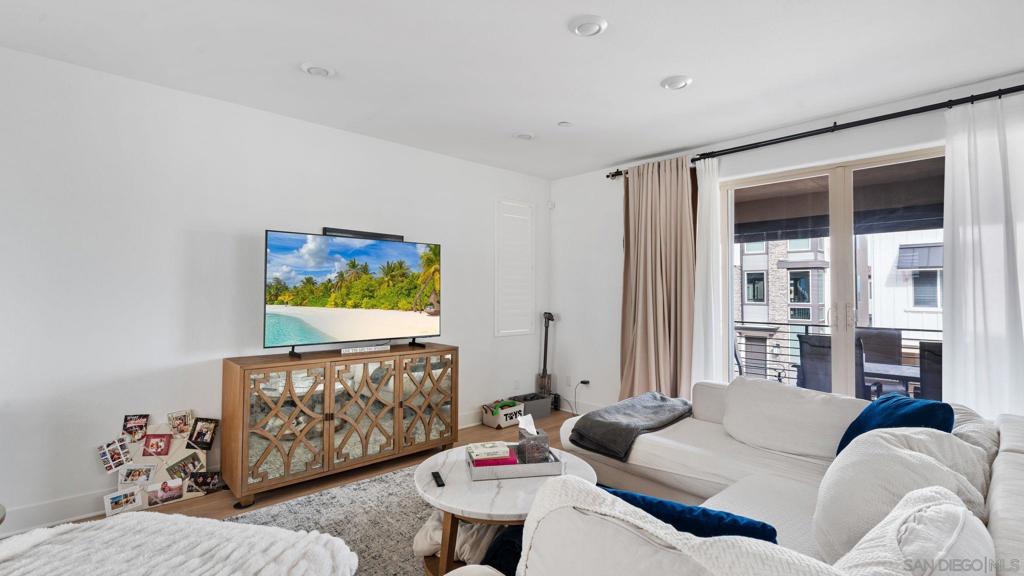 15681 Rennyson Way - photo 2