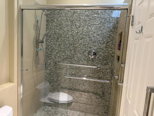 37672 Breeze Way, Palm Desert CA: https://media.crmls.org/mediaz/9f7389b4-398c-40d1-ad0c-85c6a9447730.jpg