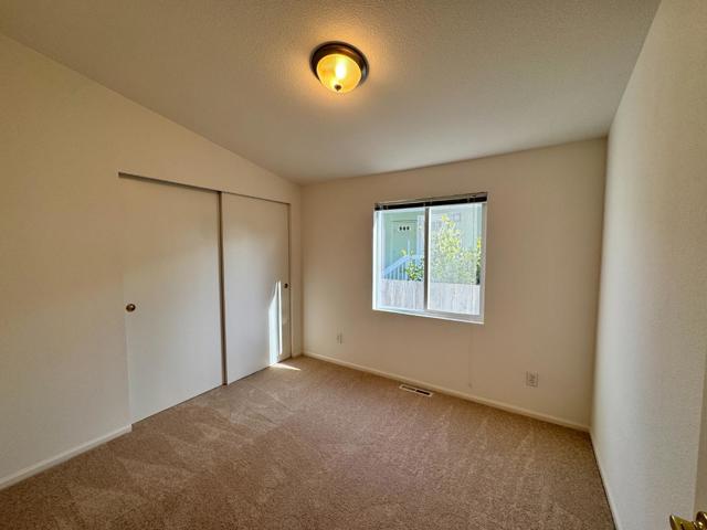 23 Sea Breeze Drive, Half Moon Bay CA: https://media.crmls.org/mediaz/9f742c60-4423-4f09-8d20-44086b0671f8.jpg