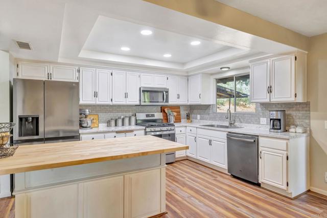 Detail Gallery Image 9 of 32 For 17620 Lyons Valley Rd, Jamul,  CA 91935 - 4 Beds | 3 Baths