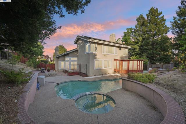 8244 NE Brittany Drive, Dublin CA: https://media.crmls.org/mediaz/9f75d3f3-05db-4d23-a91a-08cda074fb8b.jpg