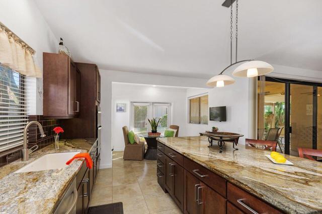 Image 8 of 26 For 78575 Vista Del Sol