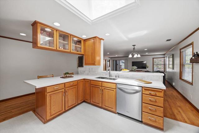 157 Mclellan Avenue, San Mateo CA: https://media.crmls.org/mediaz/9f75fe62-dc0b-4b72-93e9-30af3705d655.jpg