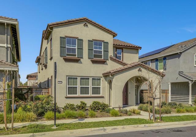 1683 S Ginzburg Street, Mountain House CA: https://media.crmls.org/mediaz/9f769609-e9d7-4098-862c-5e01ebf3142e.jpg
