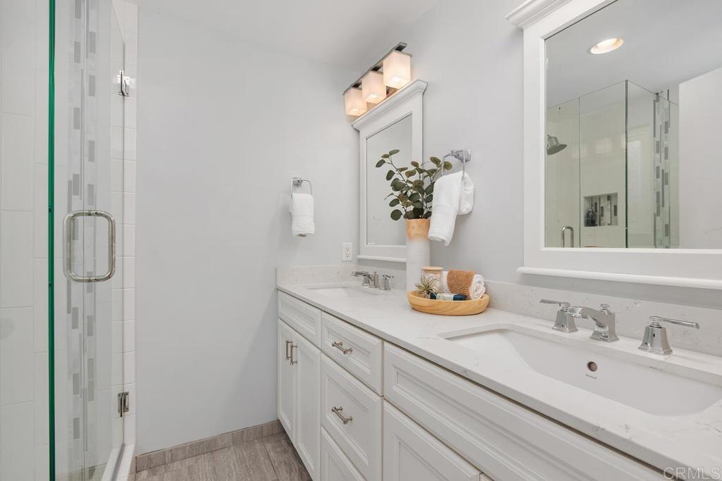 1528 Avenida De Los Lirios - photo 20