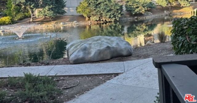 4628 Maytime Lane, Culver City CA: https://media.crmls.org/mediaz/9f770902-d288-4325-a120-948f2e8daa74.jpg