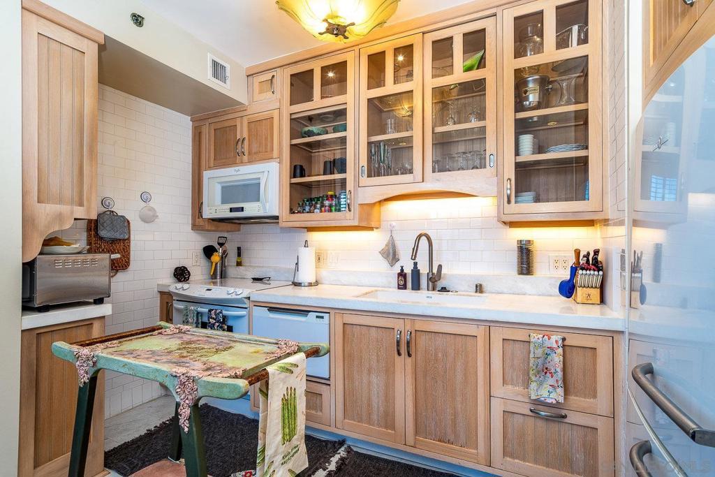 702 Ash Street - photo 16