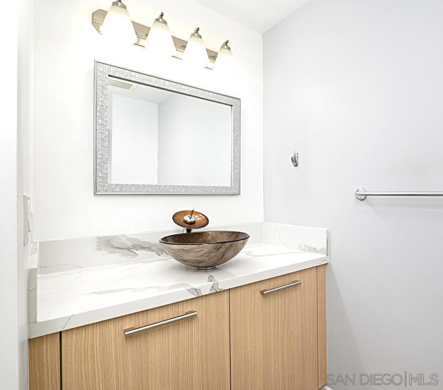 825 Beech St - photo 12