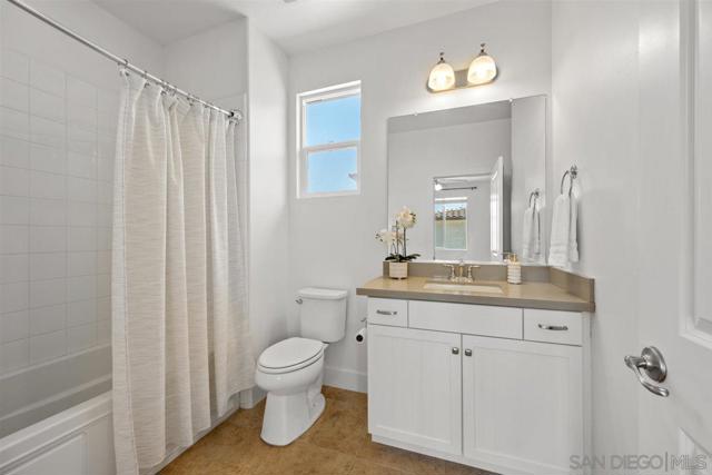 3190 Violet St, San Luis Obispo CA: https://media.crmls.org/mediaz/9f7833a3-d65b-4e50-a6ae-57ff6f16f5a2.jpg