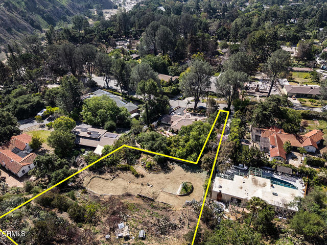 2115 Pinecrest Dr, Altadena CA: https://media.crmls.org/mediaz/9f78461a-3194-4e16-9419-c83ea8ff0a8b.jpg
