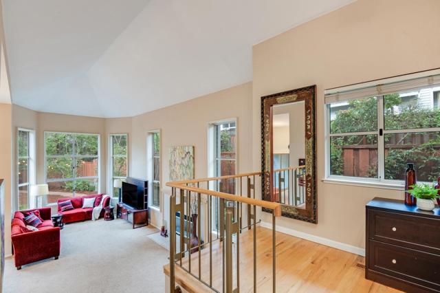 18 Ryan Court, Stanford CA: https://media.crmls.org/mediaz/9f79b233-f399-451a-b6d1-1833b4453b63.jpg