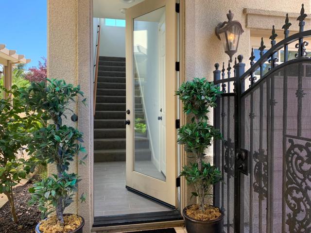 1322 Montrose Place, Pleasanton CA: https://media.crmls.org/mediaz/9f7addbe-443e-48e3-a2a6-9e48acffe3f0.jpg