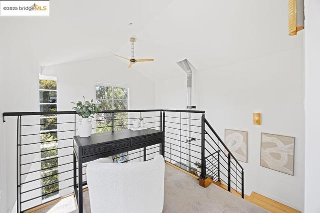 3927 Cerrito Ave, Oakland CA: https://media.crmls.org/mediaz/9f7af7d2-b5c3-47ca-b54e-9bd094382eb8.jpg
