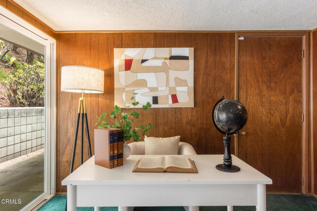 5766 Briartree Drive, La Canada Flintridge CA: https://media.crmls.org/mediaz/9f7b6d87-2cbc-40cf-a2a4-a065fea8f958.jpg