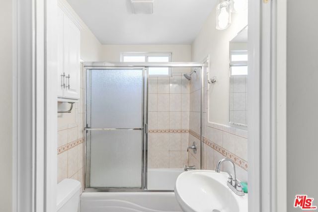 1073 S Mansfield Avenue, Los Angeles CA: https://media.crmls.org/mediaz/9f7cd81d-b279-46c9-9dc9-babf4ed4bd21.jpg