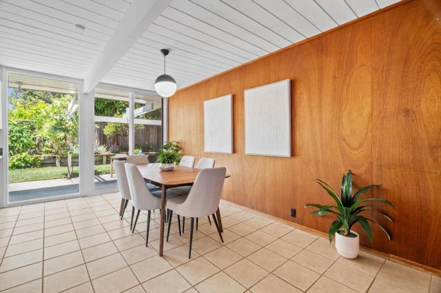 858 Cornwall Court, Sunnyvale CA: https://media.crmls.org/mediaz/9f7d395c-2917-4fea-bde8-7259d7694c38.jpg
