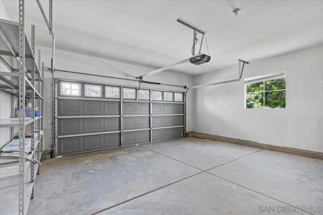 817 Avenida Codorniz, San Marcos CA: https://media.crmls.org/mediaz/9f7d9972-0a3e-40eb-9da3-48283586a645.jpg