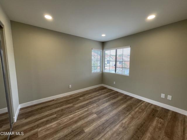 429 Dante Way, Oak Park CA: https://media.crmls.org/mediaz/9f7daa0a-9c67-4de5-bce8-90965084b9e6.jpg