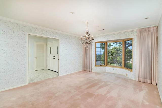 3190 Falcon Drive, Carlsbad CA: https://media.crmls.org/mediaz/9f7e26d4-13ba-4edc-a964-967de724a0be.jpg