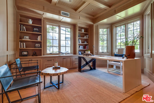 Drew Fenton | 427 N Bundy Drive Los Angeles CA | MLS: 7182819