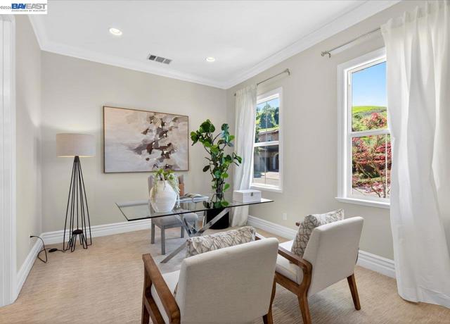 Image 5 of 60 For 130 Tamarind Ln