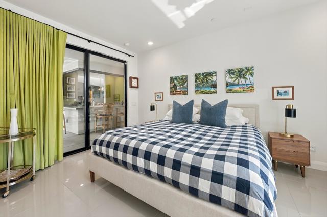 160 Obsidian Loop N, Palm Springs, CA 92264
