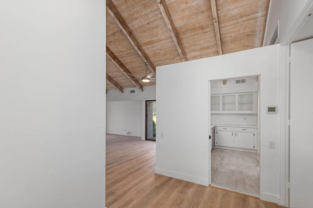 MLS #219135986DA image #3