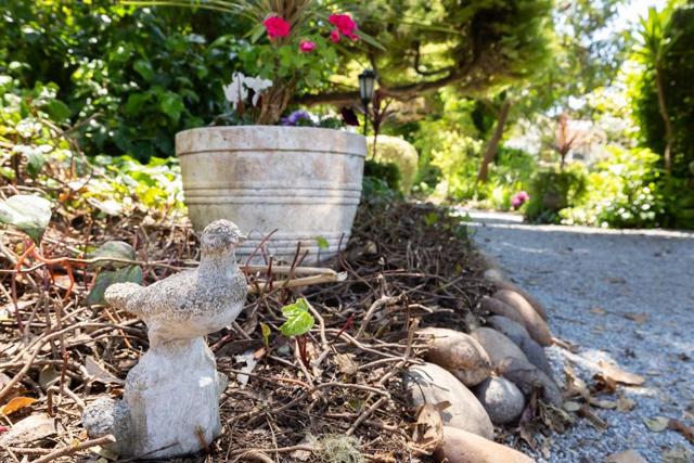 620 El Salto Drive, Capitola CA: https://media.crmls.org/mediaz/9f80e998-5a3e-4f2c-8e32-5592527fe63c.jpg