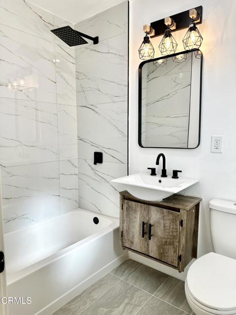 5063 Cypress Lane, Ventura CA: https://media.crmls.org/mediaz/9f820512-6855-4721-8e23-95246aa23dc9.jpg