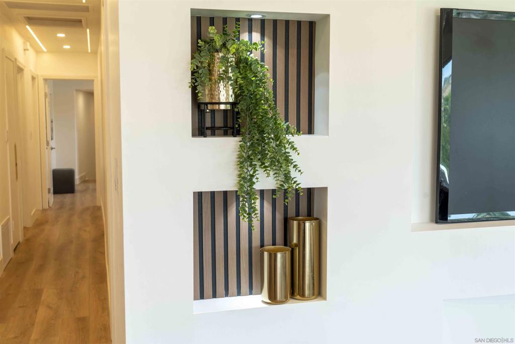 MLS #250039460SD image #31