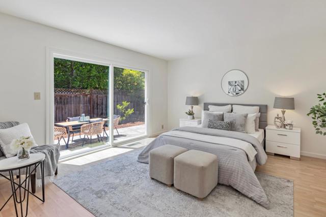 3210 South Court, Palo Alto CA: https://media.crmls.org/mediaz/9f82248f-f133-4753-acae-d15d52eb035b.jpg
